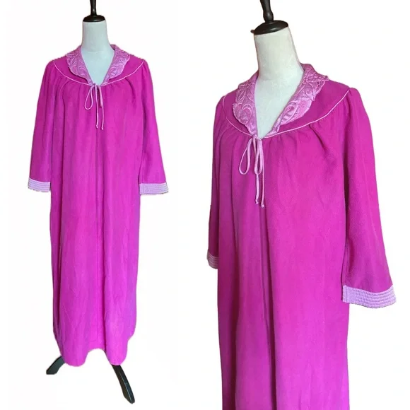 Vintage Intimates Sleepwear Vintage 8s Fuchsia Famous Bodies